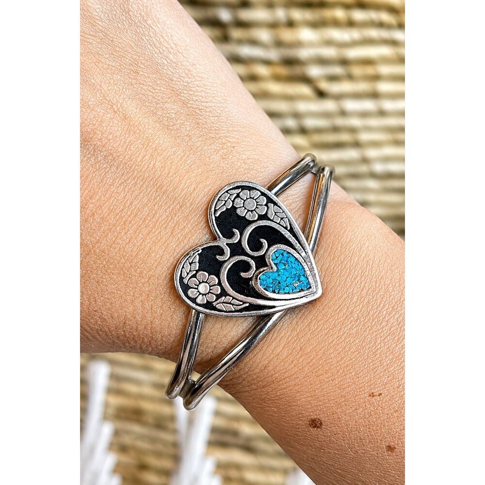 Vintage Turquoise Silver Tone Heart Cuff Bracelet Native Style Southwest Western